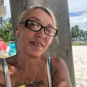 Meet your Posher, Vlasta